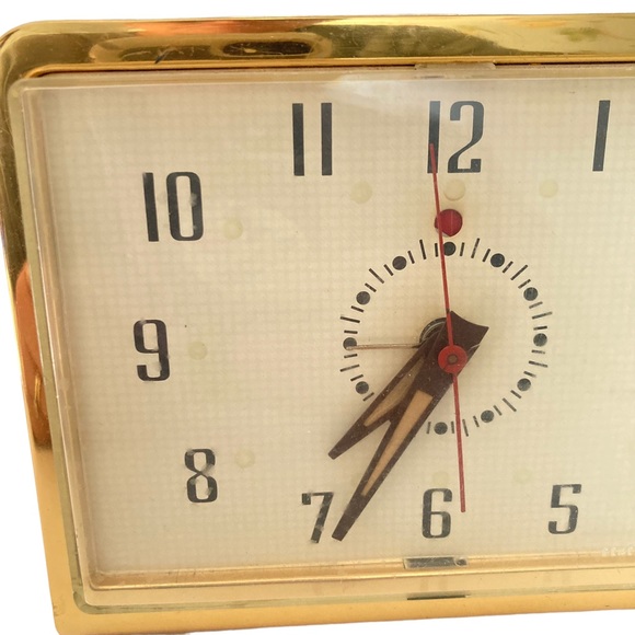 Vintage GE Electric Alarm Clock - Picture 4 of 10